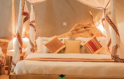 Embogo Safari Lodge Bed Embogo Safari Lodge Bed