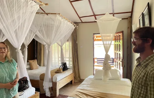 Pakuba Safari Lodge bed Pakuba Safari Lodge bed